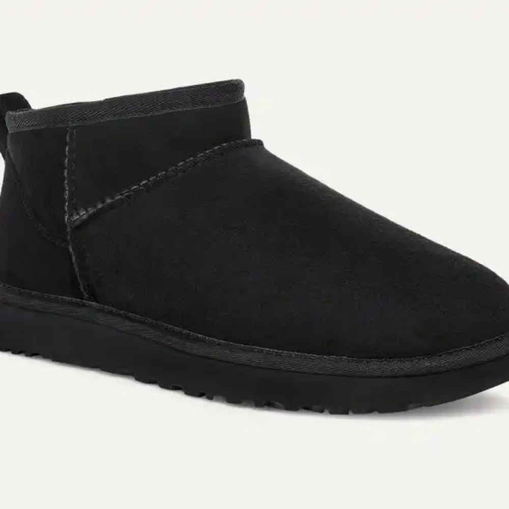 UGG Ultra Mini Classic Boot - Picture 5 of 7